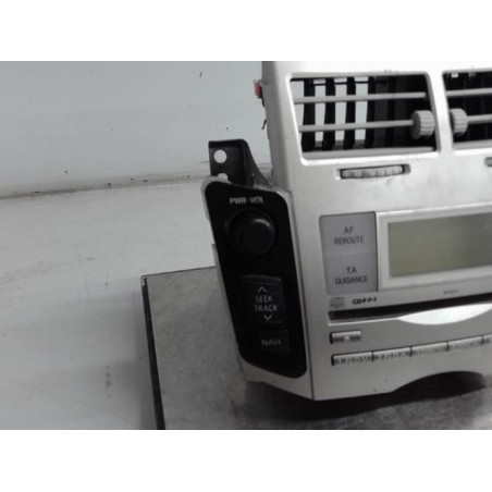 Autoradio d'origine TOYOTA YARIS 2 Photo n°1