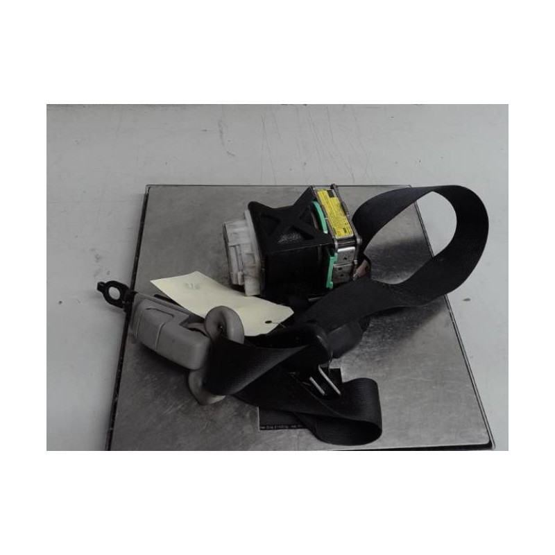Ceinture avant gauche TOYOTA YARIS 2
