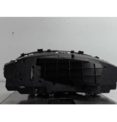 Compteur TOYOTA YARIS 2 Photo n°1