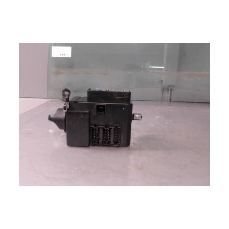 Commande de phare MERCEDES VANEO 414