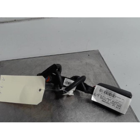 Attache ceinture avant gauche KIA PRO-CEED 2