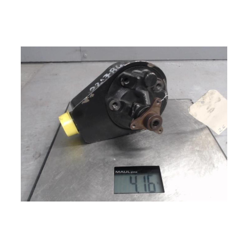 Pompe de direction RENAULT MEGANE 1
