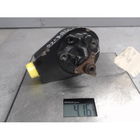 Pompe de direction RENAULT MEGANE 1 Photo n°1