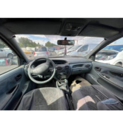 Pompe de direction RENAULT MEGANE 1 Photo n°8