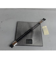 Verin de coffre AUDI A3 3 Photo n°3