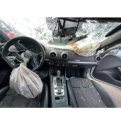 Verin de coffre AUDI A3 3 Photo n°8