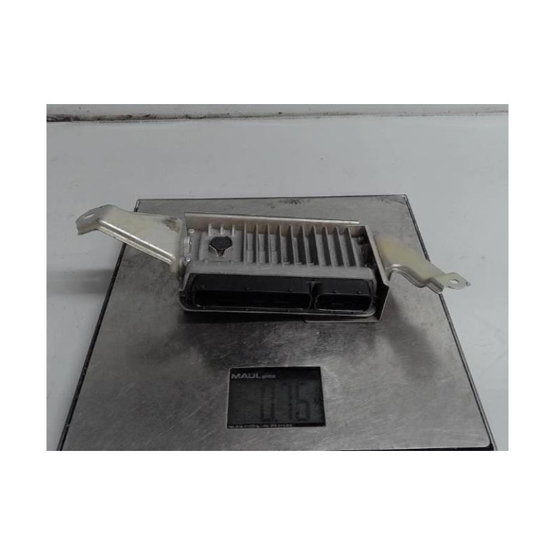 Calculateur moteur TOYOTA YARIS 3