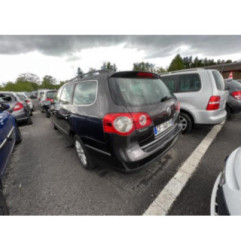 Plage arriere VOLKSWAGEN PASSAT 5 Photo n°7