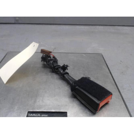 Attache ceinture avant gauche FORD FIESTA 7 SOCIETE