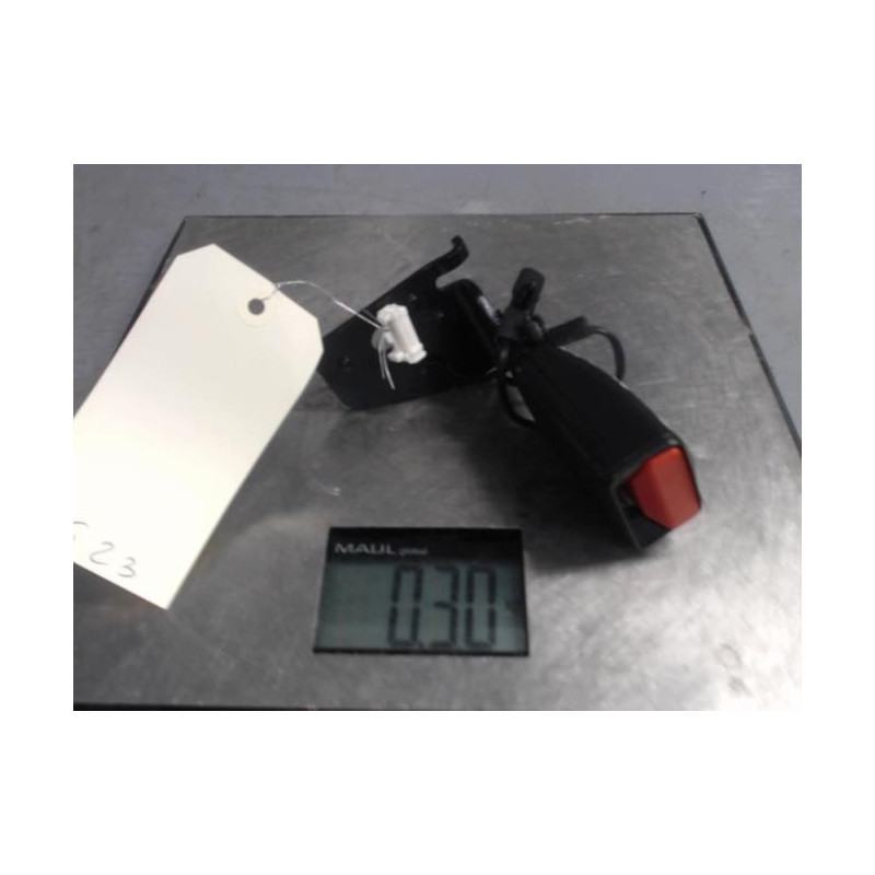 Attache ceinture arriere droit PEUGEOT 508 1 SW