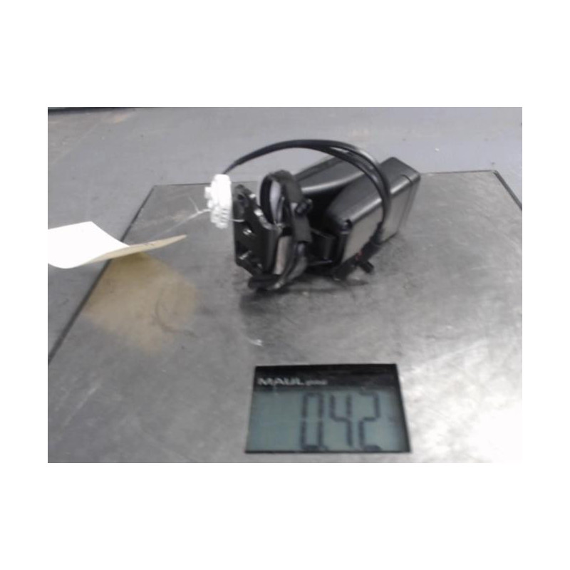 Attache ceinture arriere gauche PEUGEOT 508 1 SW