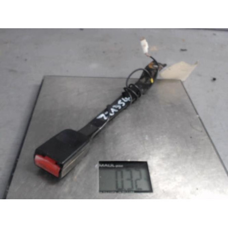 Attache ceinture avant gauche NISSAN QASHQAI 1