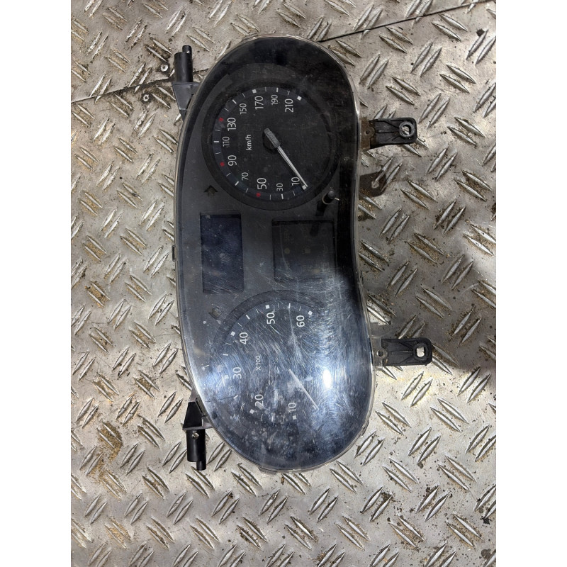 Compteur RENAULT TRAFIC 2