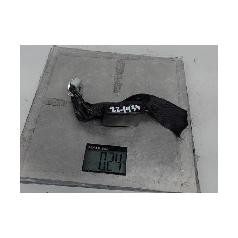 Attache ceinture arriere droit VOLKSWAGEN POLO 4
