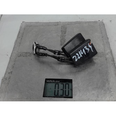 Attache ceinture arriere gauche VOLKSWAGEN POLO 4