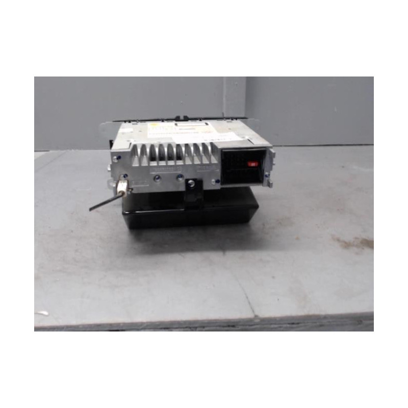 Autoradio d'origine VOLKSWAGEN TOURAN 2