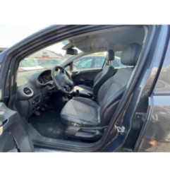 Verin de coffre OPEL CORSA D Photo n°10