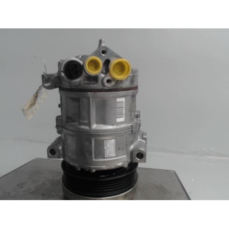 Compresseur clim FIAT FIORINO 3 Photo n°1