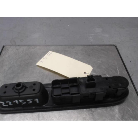 Interrupteur de leve vitre avant gauche PEUGEOT 407