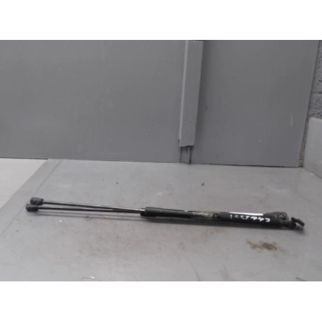 Verin de coffre OPEL CORSA D Photo n°1