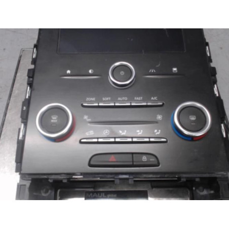 Ecran GPS RENAULT MEGANE 4 Photo n°1