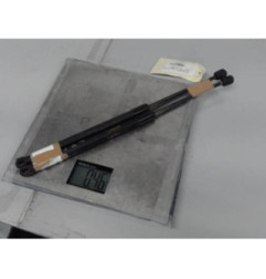 Verin de coffre VOLKSWAGEN SCIROCCO 3