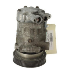 Compresseur clim RENAULT CLIO 3 Photo n°4