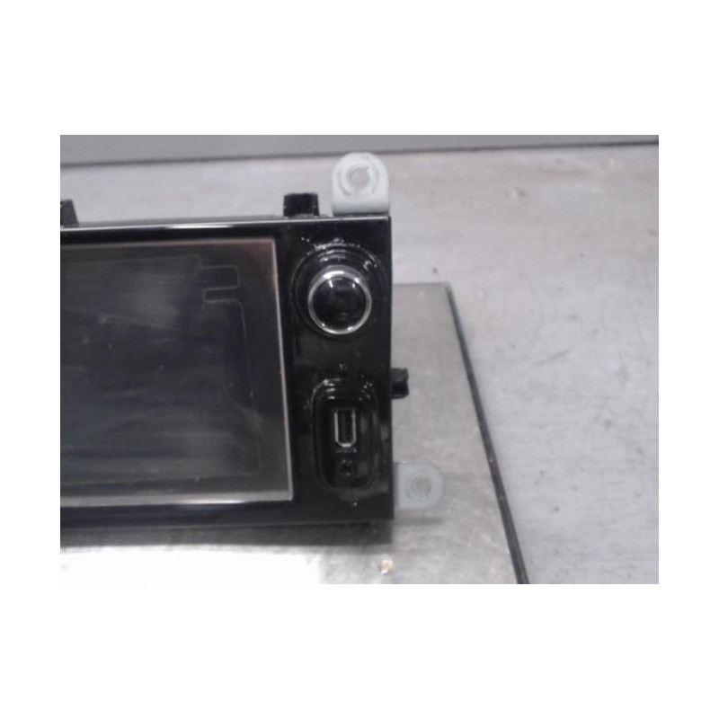 Autoradio d'origine RENAULT CLIO 4