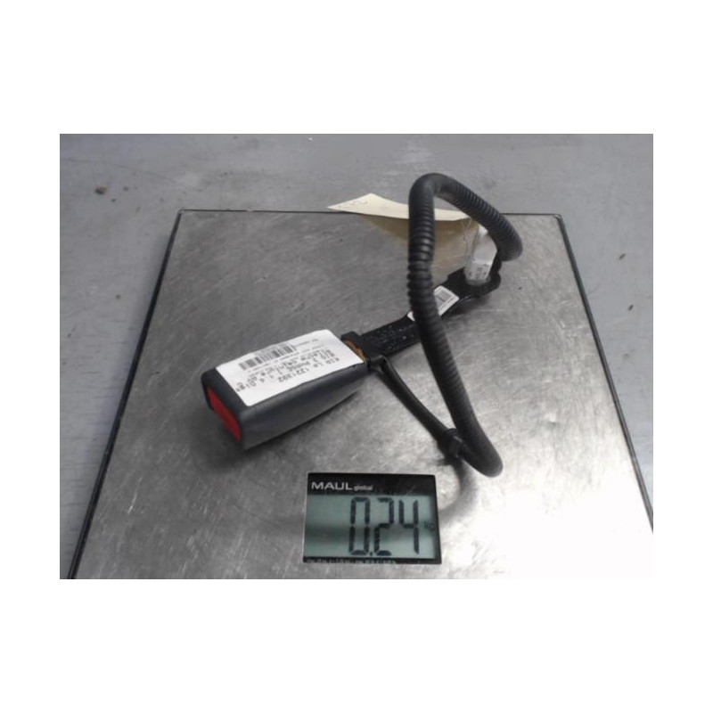 Attache ceinture avant gauche KIA RIO 3