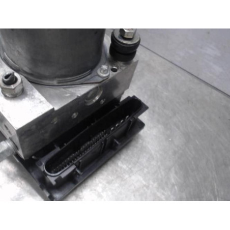 Bloc ABS (freins anti-blocage) TOYOTA VERSO
