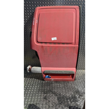 Porte de coffre gauche MERCEDES VITO 638 Photo n°1