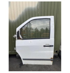 Porte avant gauche MERCEDES VITO 638 Photo n°1