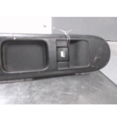 Interrupteur de leve vitre avant droit PEUGEOT 5008 1 Photo n°1