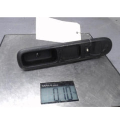 Interrupteur de leve vitre avant droit PEUGEOT 5008 1