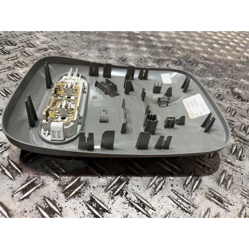 Eclairage de plafonnier RENAULT TRAFIC 2