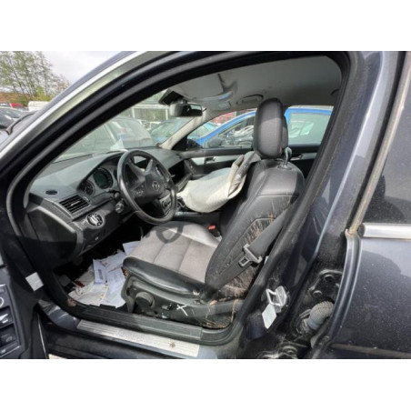 Attache ceinture arriere droit MERCEDES CLASSE C 204