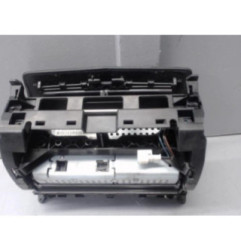 Ecran GPS MERCEDES CLASSE C 204 Photo n°3