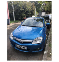 Attache ceinture avant gauche OPEL TIGRA 2 Photo n°4