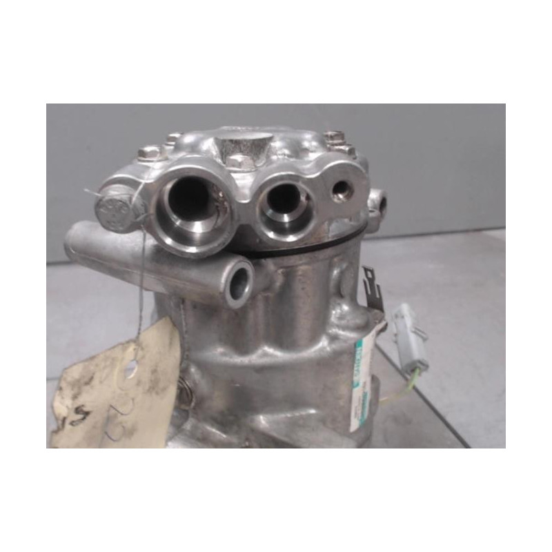 Compresseur clim NISSAN NOTE 1