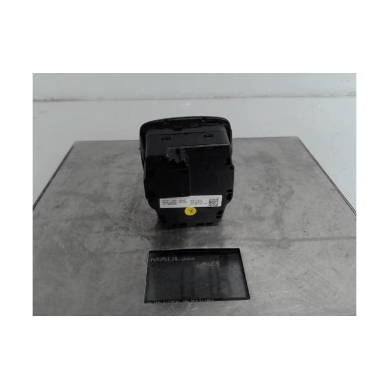 Commande GPS PEUGEOT 508 1