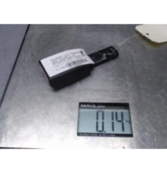 Attache ceinture arriere droit PEUGEOT 406 Photo n°1