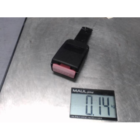 Attache ceinture arriere droit PEUGEOT 406