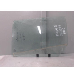 Vitre arriere gauche PEUGEOT 308 2 Photo n°1