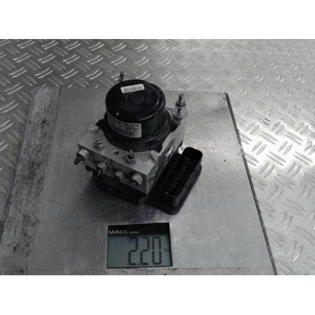 Bloc ABS (freins anti-blocage) TOYOTA YARIS 3 Photo n°1