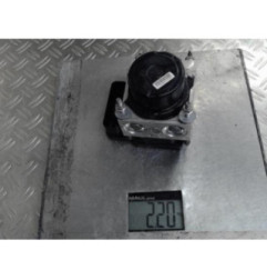 Bloc ABS (freins anti-blocage) TOYOTA YARIS 3 Photo n°4