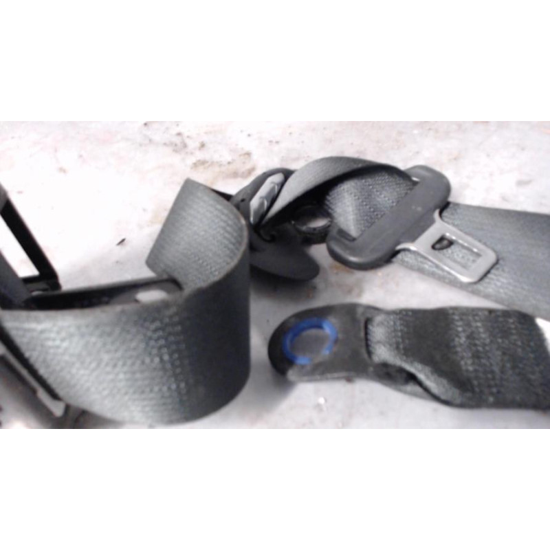 Ceinture avant droit TOYOTA YARIS 3
