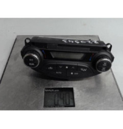 Commande chauffage TOYOTA YARIS 3 Photo n°1