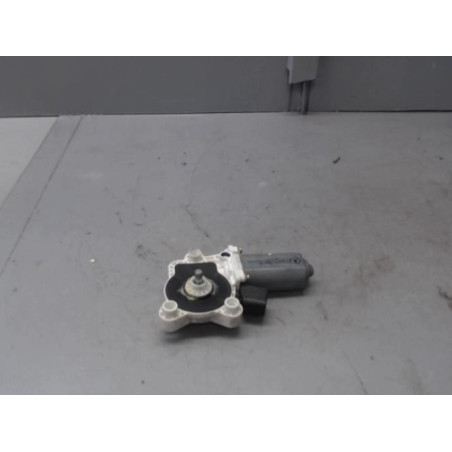 Moteur leve vitre avant gauche MERCEDES CLASSE C 203 COUPE SPORT