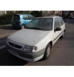 Optique avant principal gauche (feux)(phare) CITROEN SAXO Photo n°3