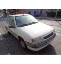 Optique avant principal gauche (feux)(phare) CITROEN SAXO Photo n°4